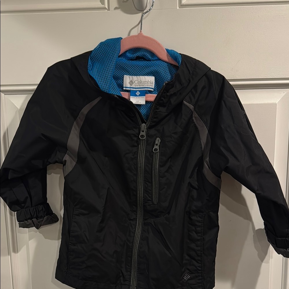 Columbia Lightweight Black Jacket with Blue Lining